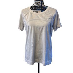 Lululemon Swiftly Tech Short Sleeve Breeze Relaxed Fit